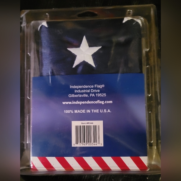 Large Deluxe USA Flag - Picture 7 of 7